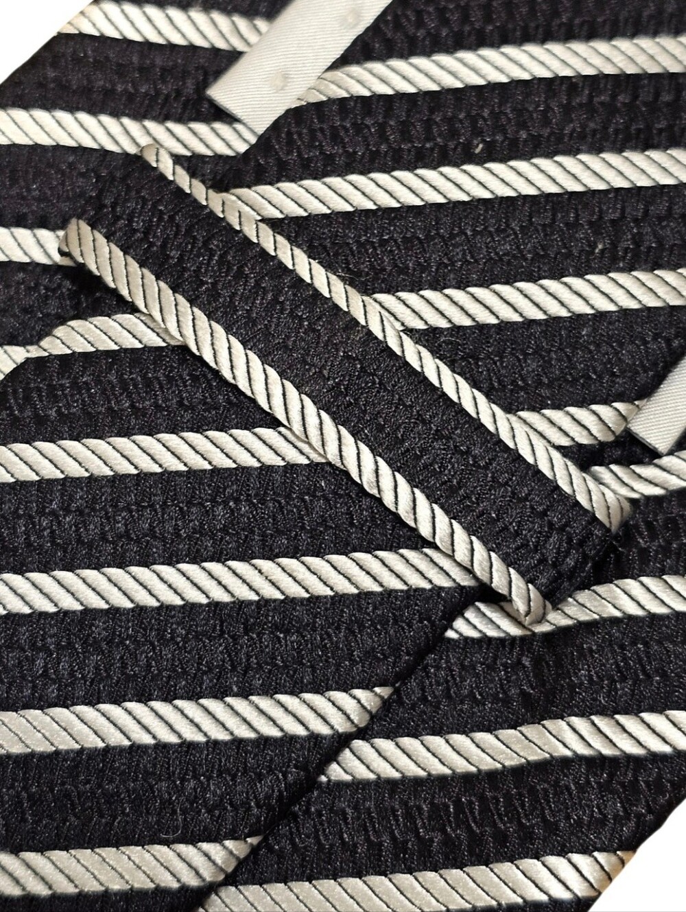 GIORGIO ARMANI TIE - Picture 4 of 14